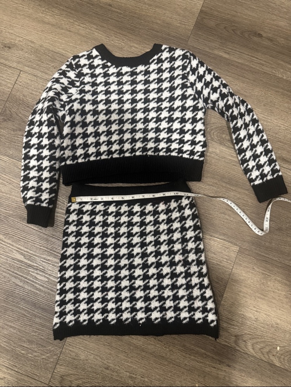 Kids Houndstooth Knit Matching Set - Black & White